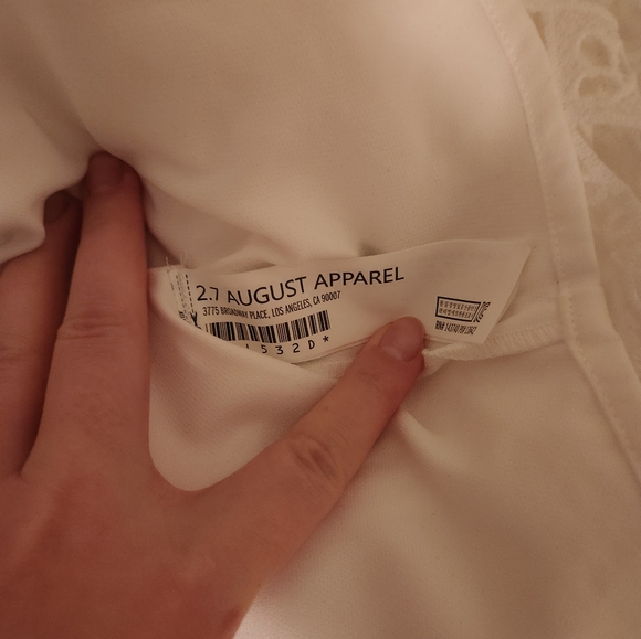 2.7 August Apparel Eyelet Babydoll Dress Size XL NWOT - Picture 7 of 7